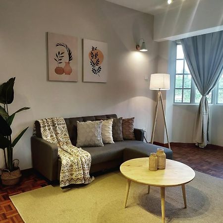 Star Regency By Plush Brinchang Luaran gambar