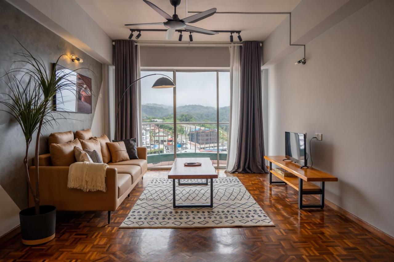 Star Regency By Plush Brinchang Luaran gambar