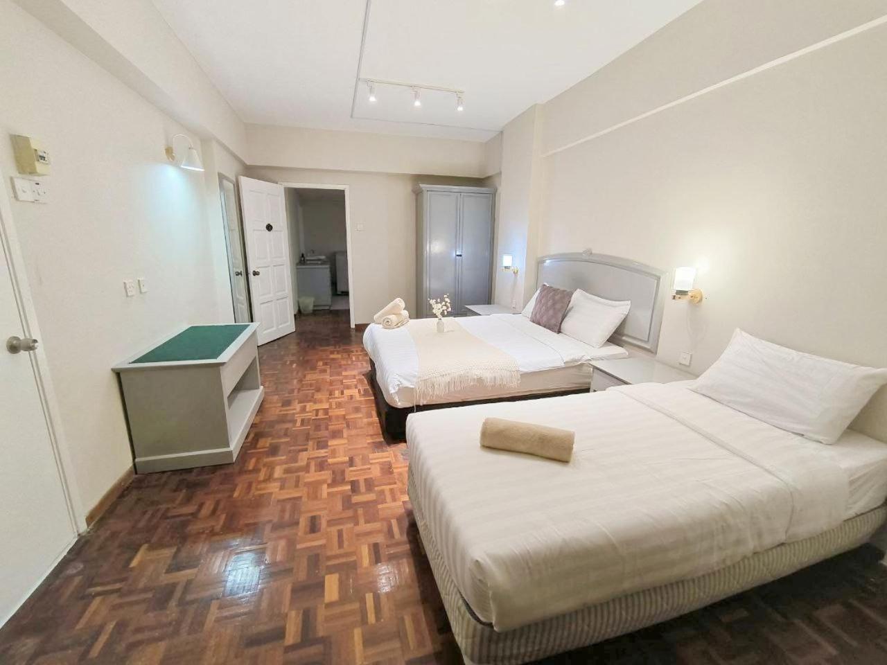 Star Regency By Plush Brinchang Luaran gambar