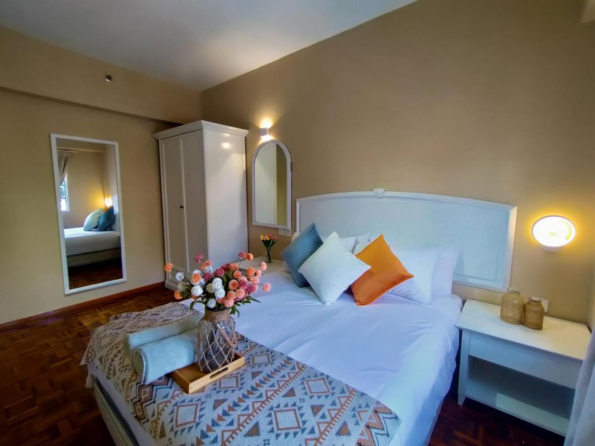 Star Regency By Plush Brinchang Bilik gambar