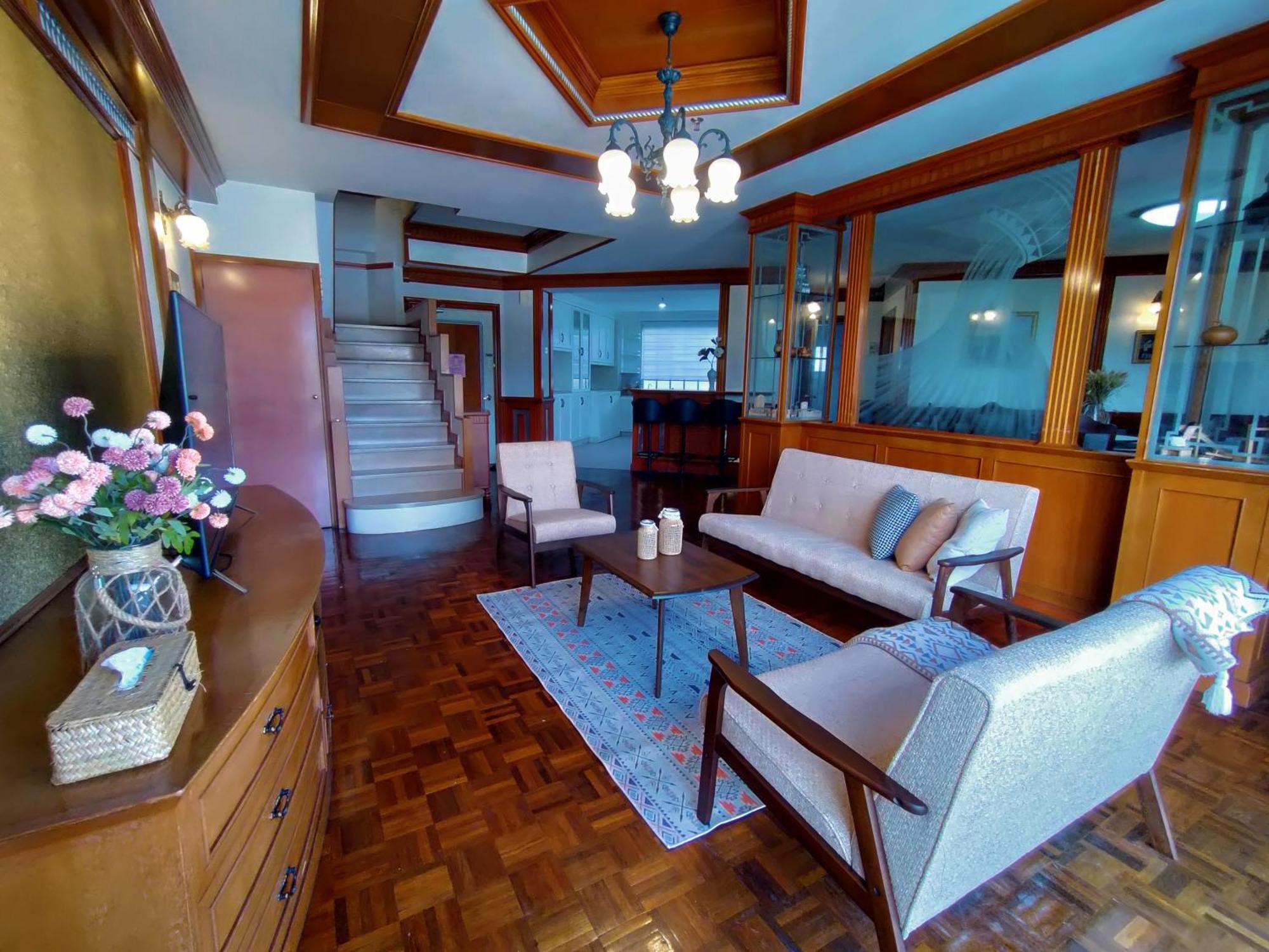 Star Regency By Plush Brinchang Bilik gambar